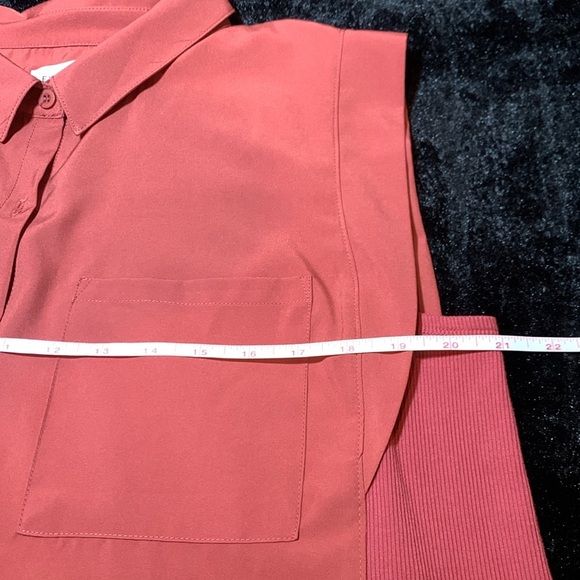 Women's Evereve Scout Button Down Sleeveless Blouse in Cinnamon Size L - Picture 8 of 10
